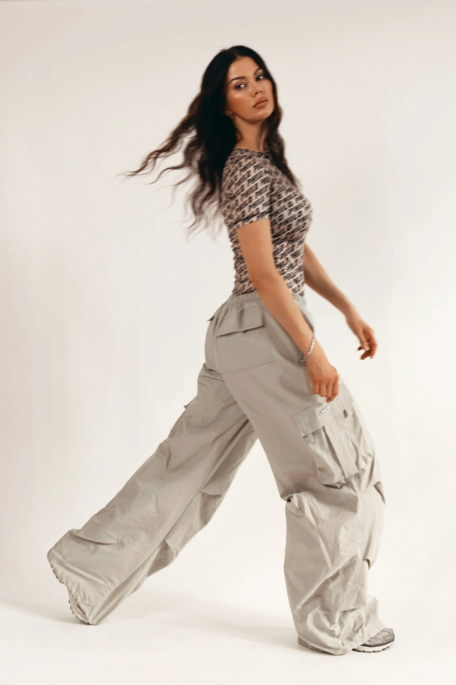 spodnie-damskie-szerokie-nylonowe-bf-cargo-stone-philo-ny-oversize-wideleg