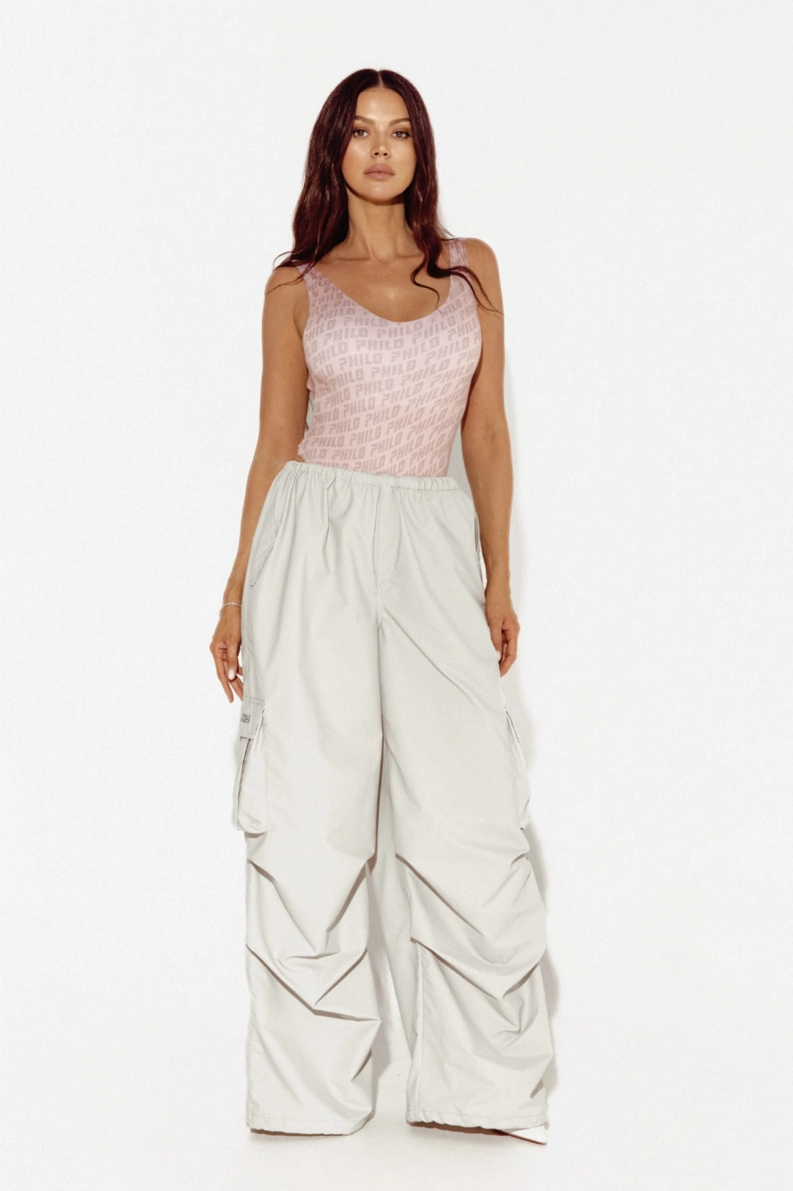 spodnie-damskie-szerokie-nylonowe-bf-cargo-stone-philo-ny-oversize-stylizacja
