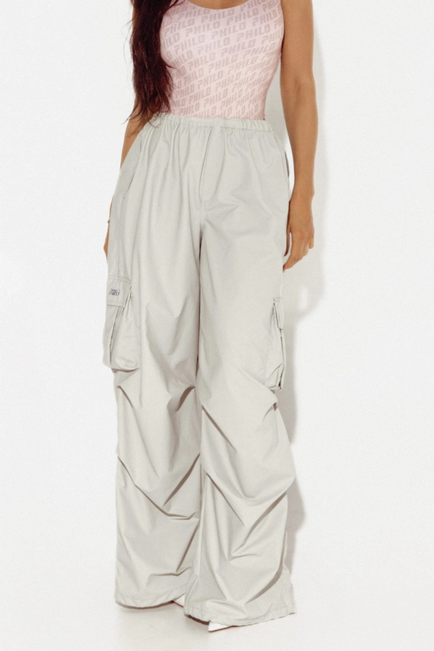 spodnie-damskie-szerokie-nylonowe-bf-cargo-stone-philo-ny-oversize-detale