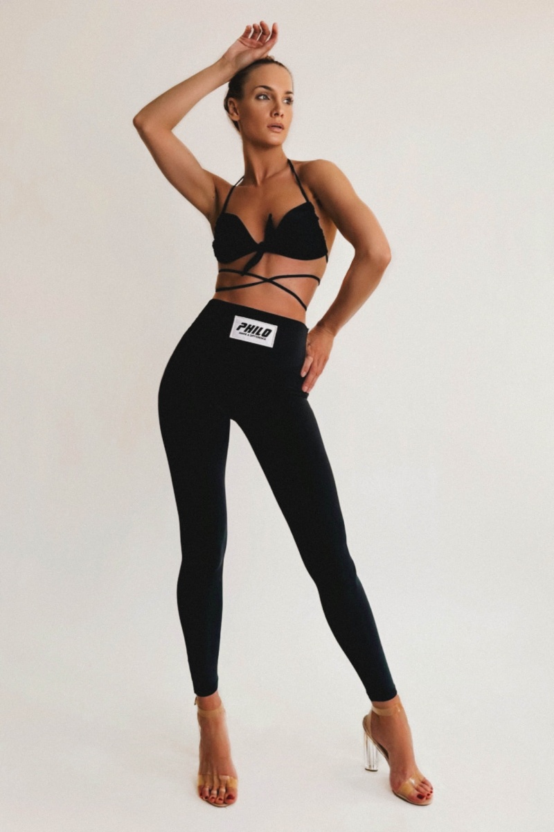 leginsy-damskie-modelujące-airlift-heartbeat-philo-new-york-czarny.JPEG