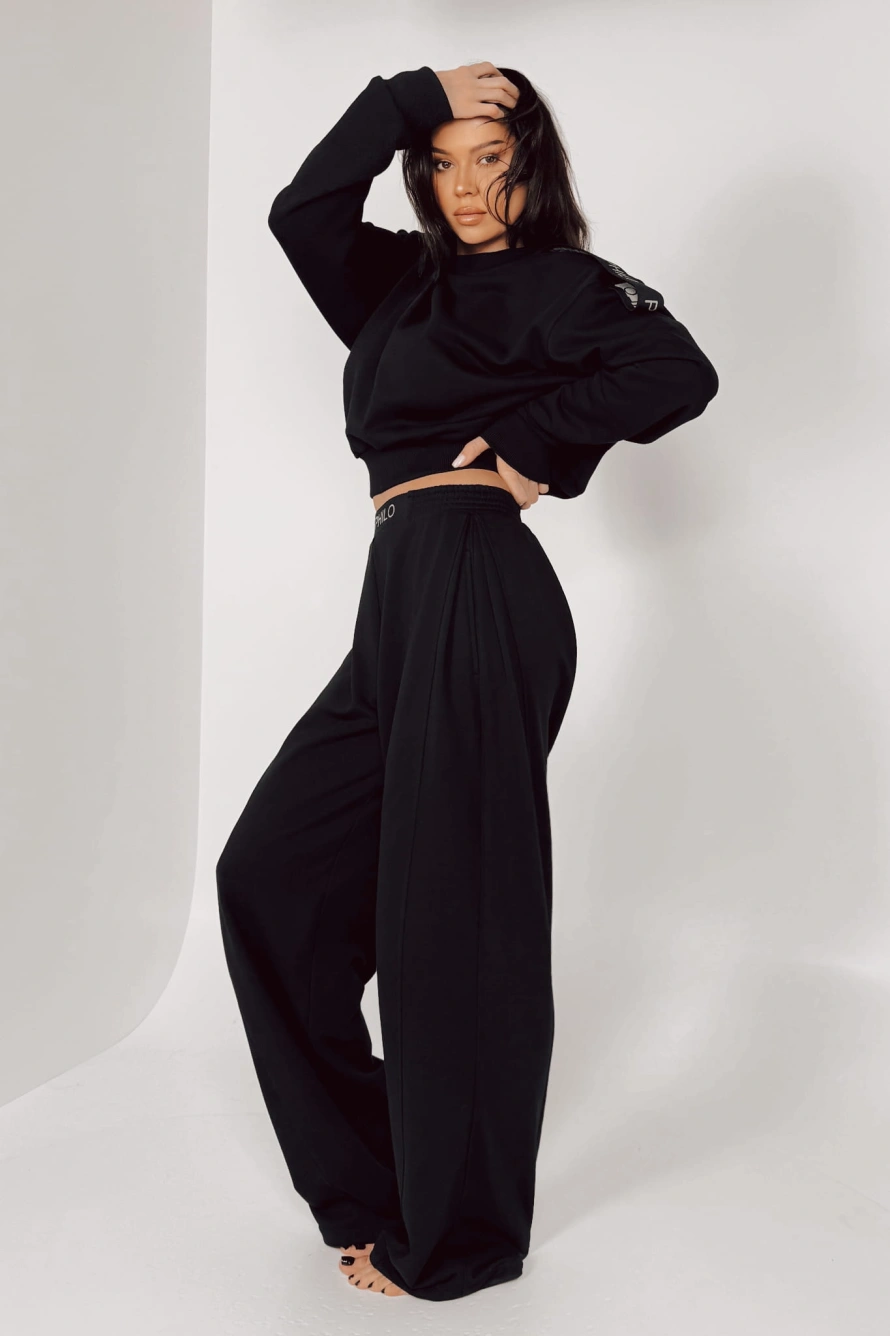 bluza-damska-black-boxy-shoulder-pad-sweatshirt-philo-nyc