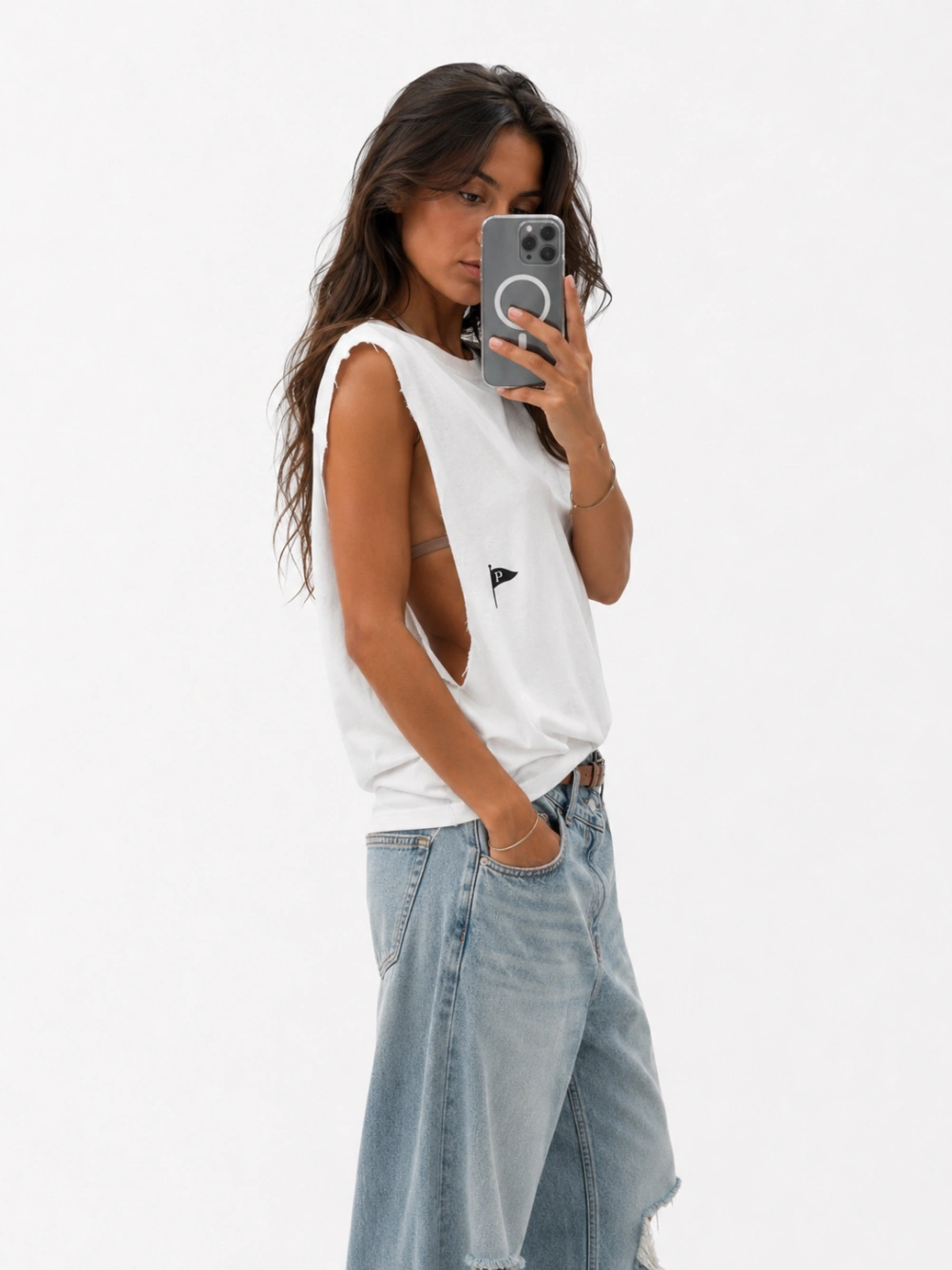 CORE T-SHIRT SLEEVELESS.jpg